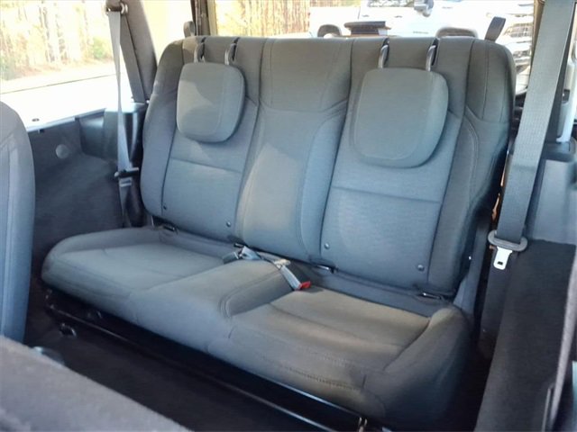 Used 2020 Jeep Wrangler Sport image 17