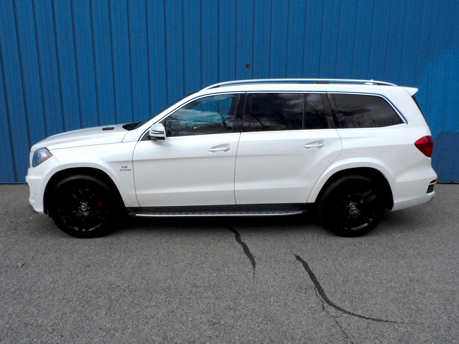Used 2016 Mercedes-Benz GL 63 AMG 4MATIC image 2