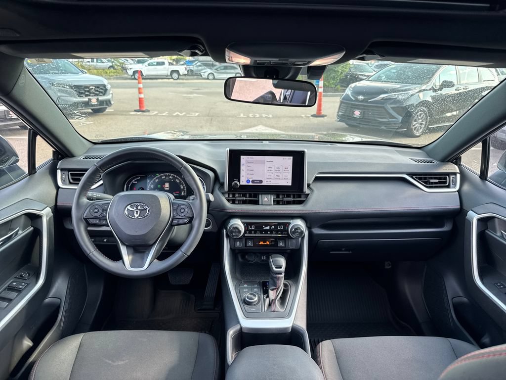 Used 2024 Toyota RAV4 SE w/ Weather & Moonroof Package AWD/4WD image 10
