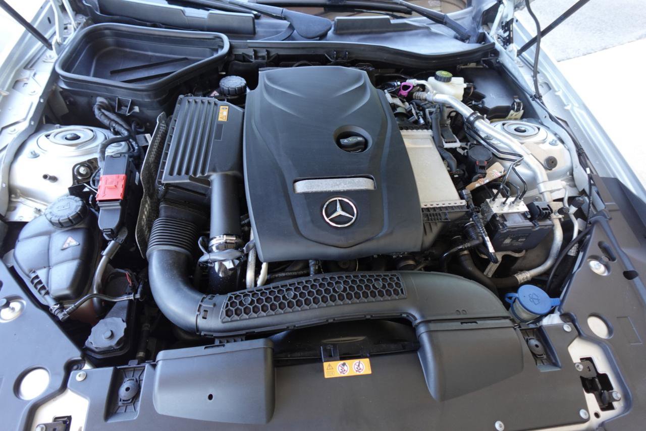 Used 2017 Mercedes-Benz SLC 300 image 19