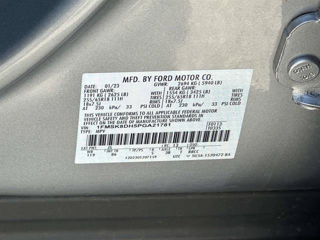 Used 2023 Ford Explorer XLT AWD/4WD image 34