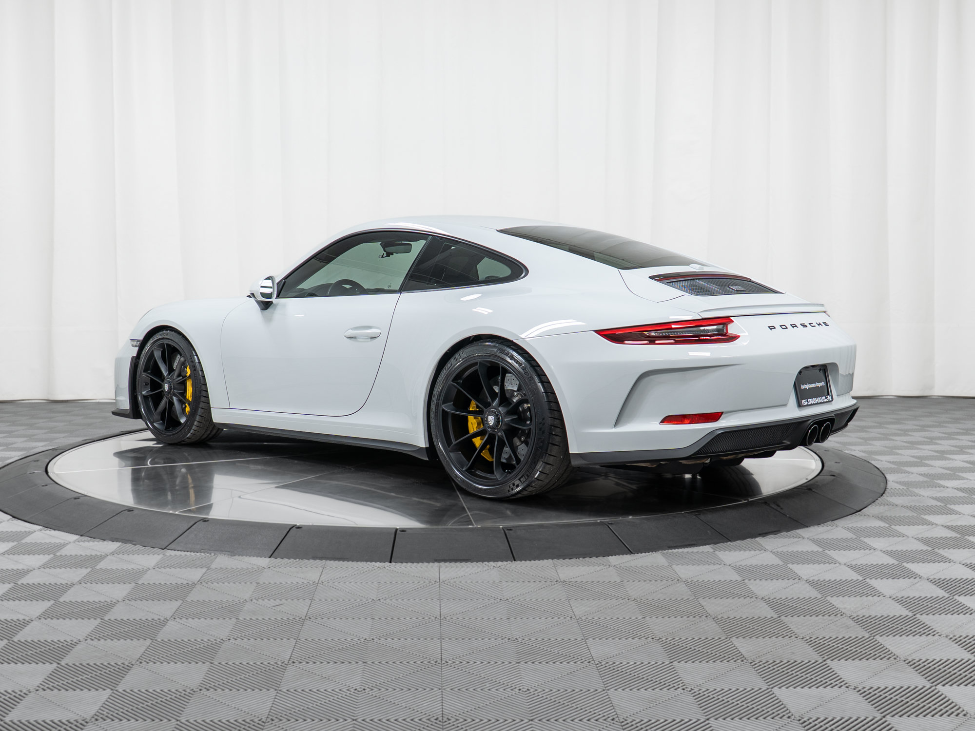 Certified 2018 Porsche 911 GT3 RWD image 3