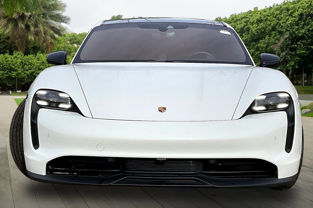 Used 2020 Porsche Taycan 4S image 2