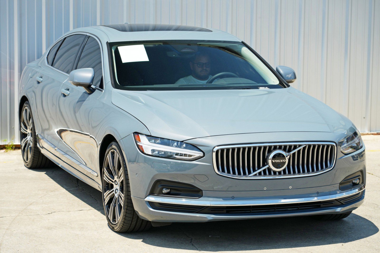 Used 2023 Volvo S90 B6 Plus w/ Protection Package Premier image 53