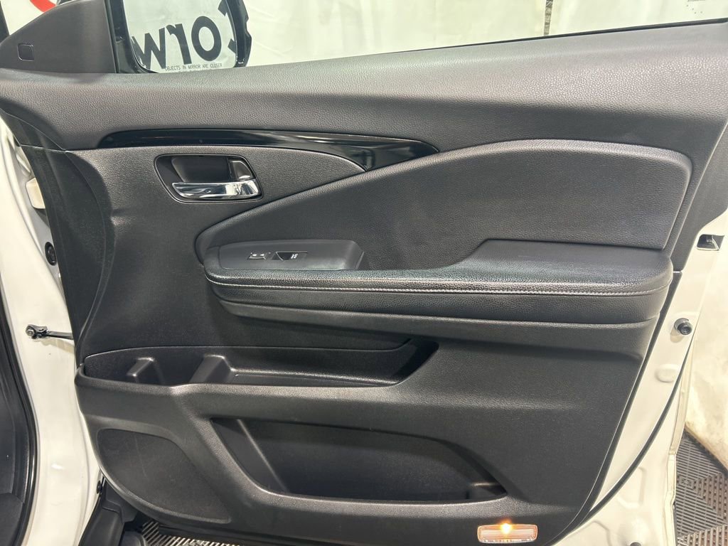 Used 2019 Honda Ridgeline RTL-E image 11