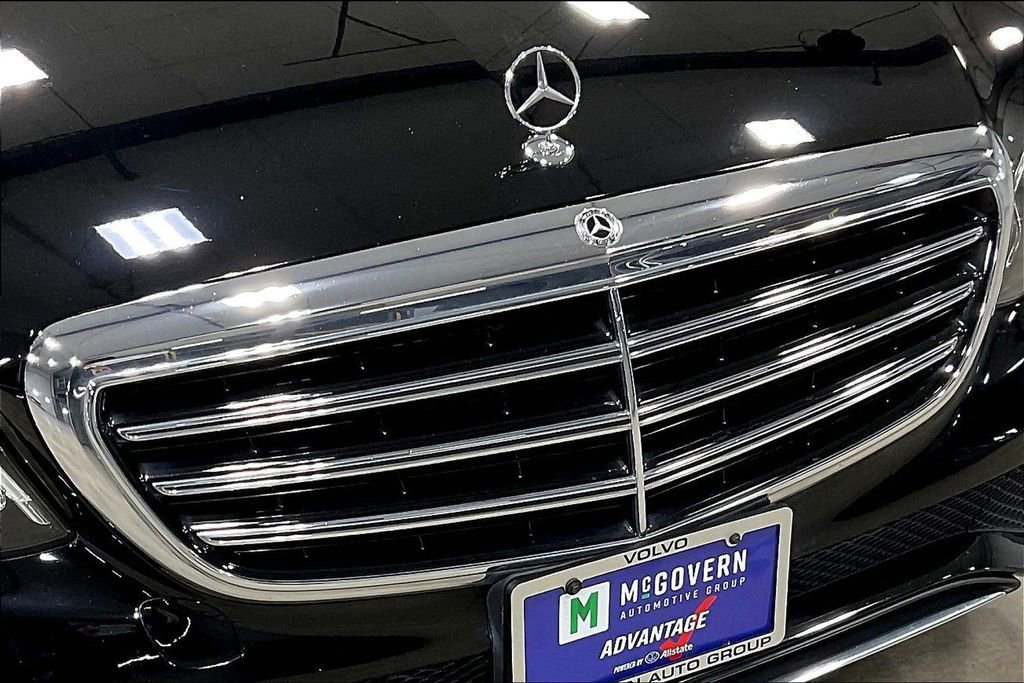 Used 2020 Mercedes-Benz E 350 4MATIC Sedan image 33