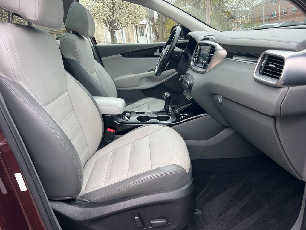 Used 2017 Kia Sorento SX AWD/4WD image 29
