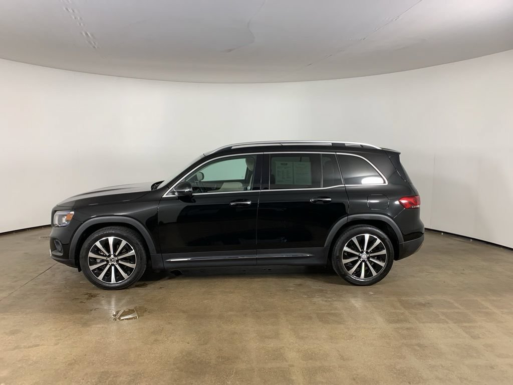 Used 2022 Mercedes-Benz GLB 250 4MATIC w/ Premium Package Lite image 16