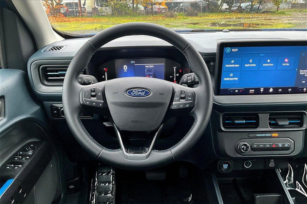 Used 2025 Ford Maverick Lobo image 6