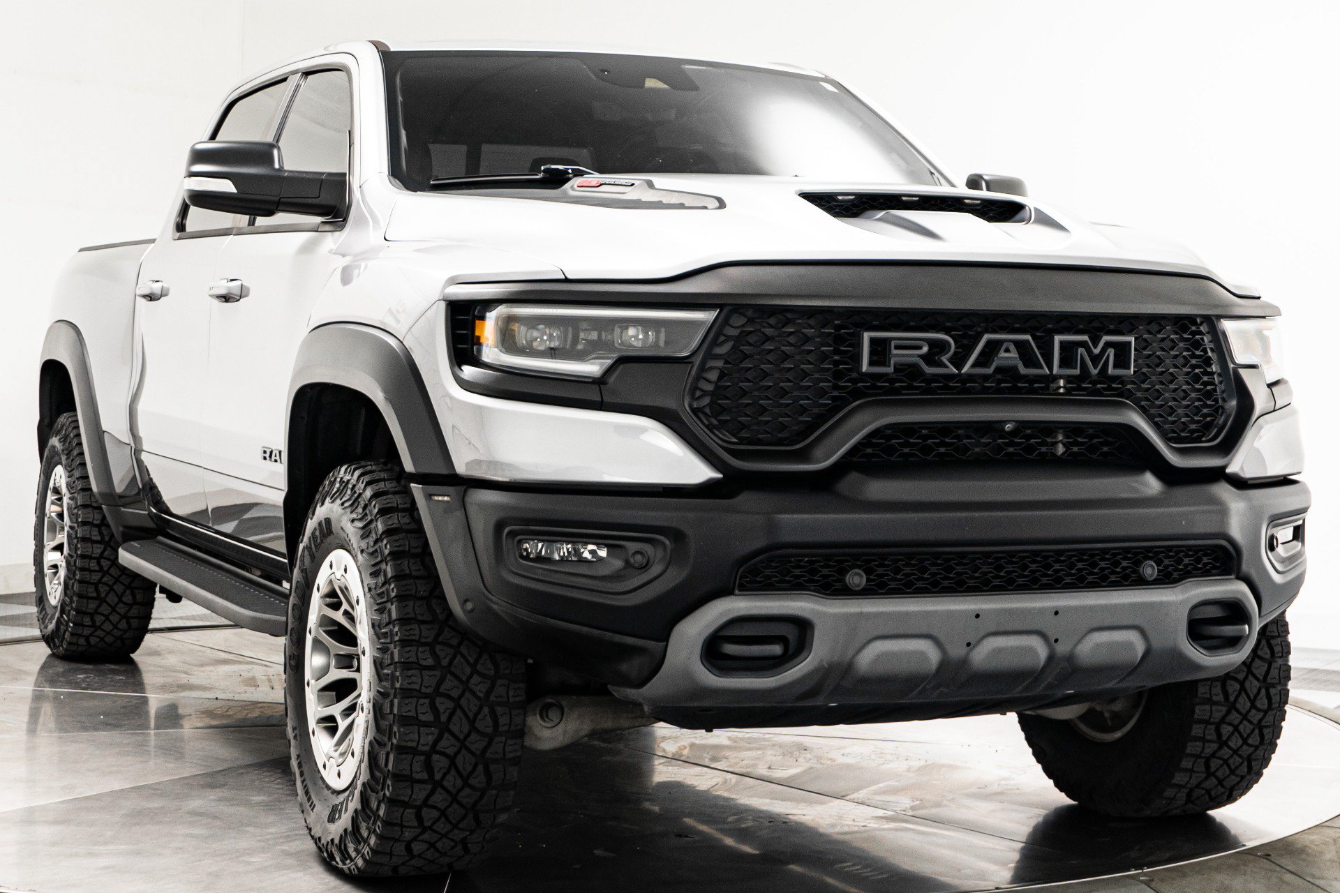 Used 2022 RAM 1500 TRX w/ TRX Level 2 Equipment Group AWD/4WD image 3