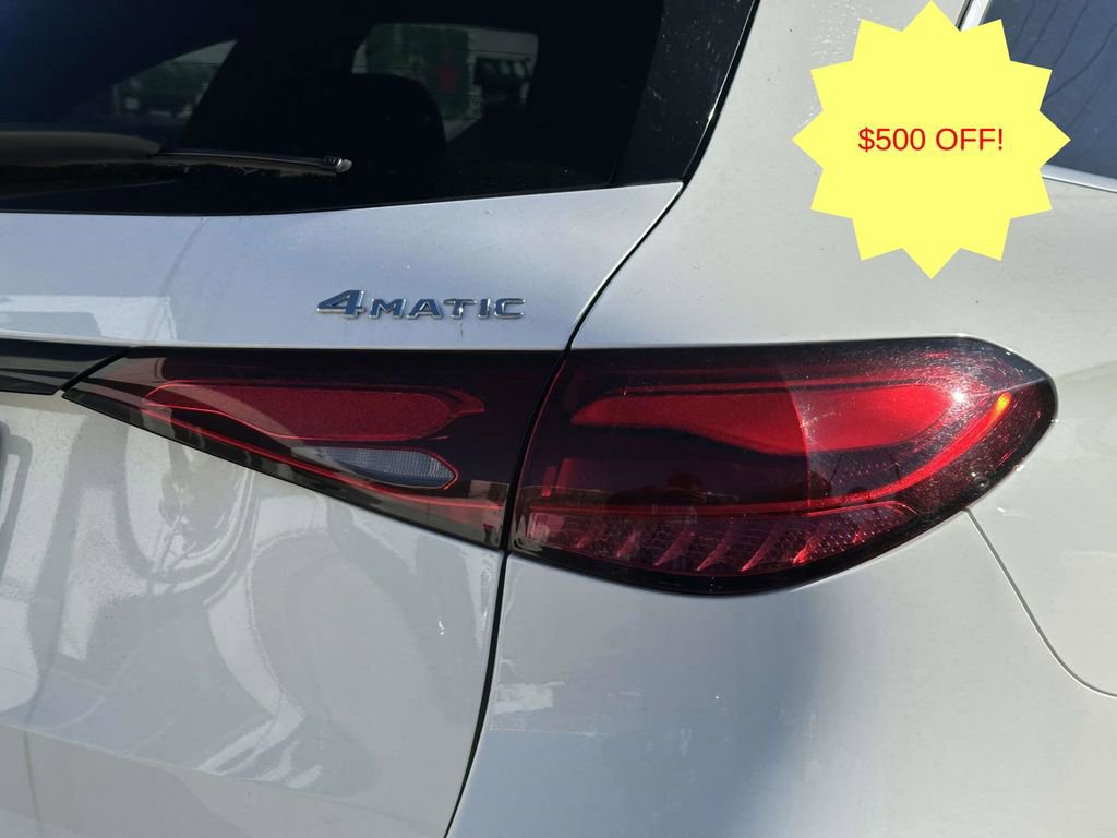 Used 2024 Mercedes-Benz GLC 300 4MATIC image 11
