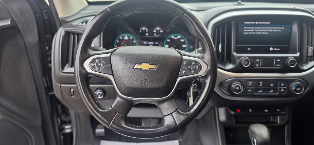 Used 2022 Chevrolet Colorado LT AWD/4WD image 16
