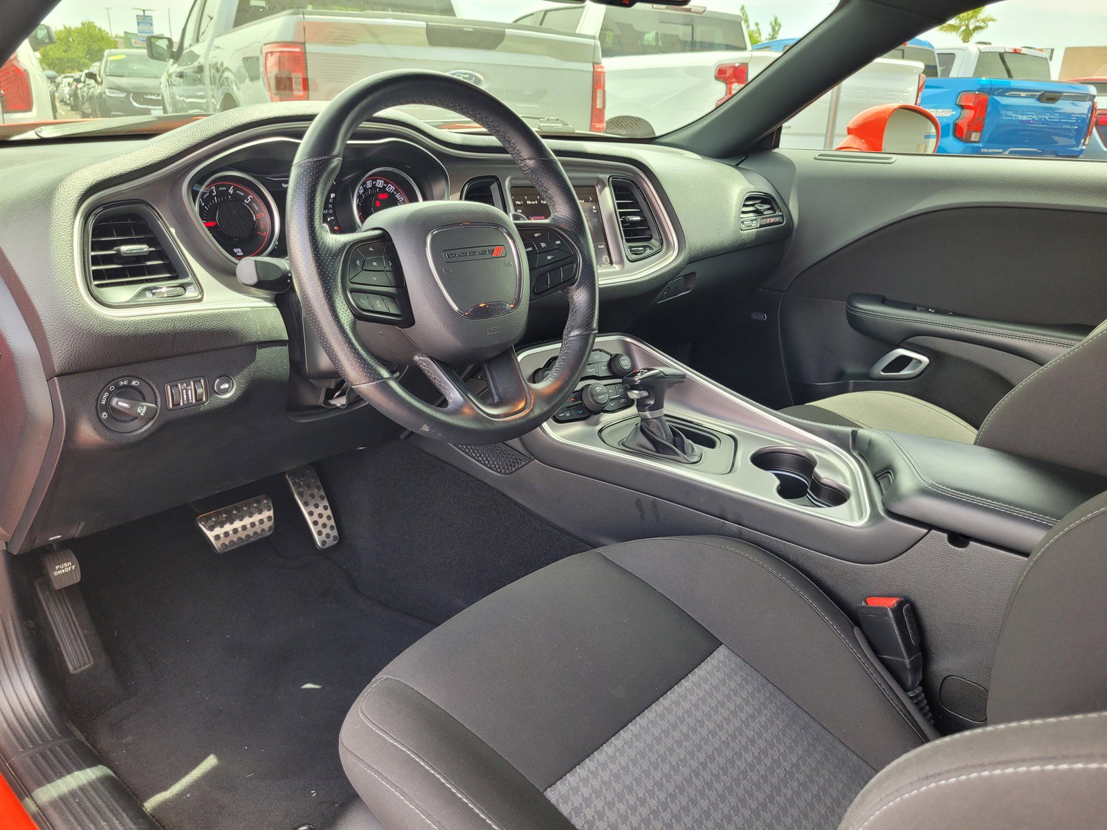 Used 2022 Dodge Challenger R/T Scat Pack RWD image 10