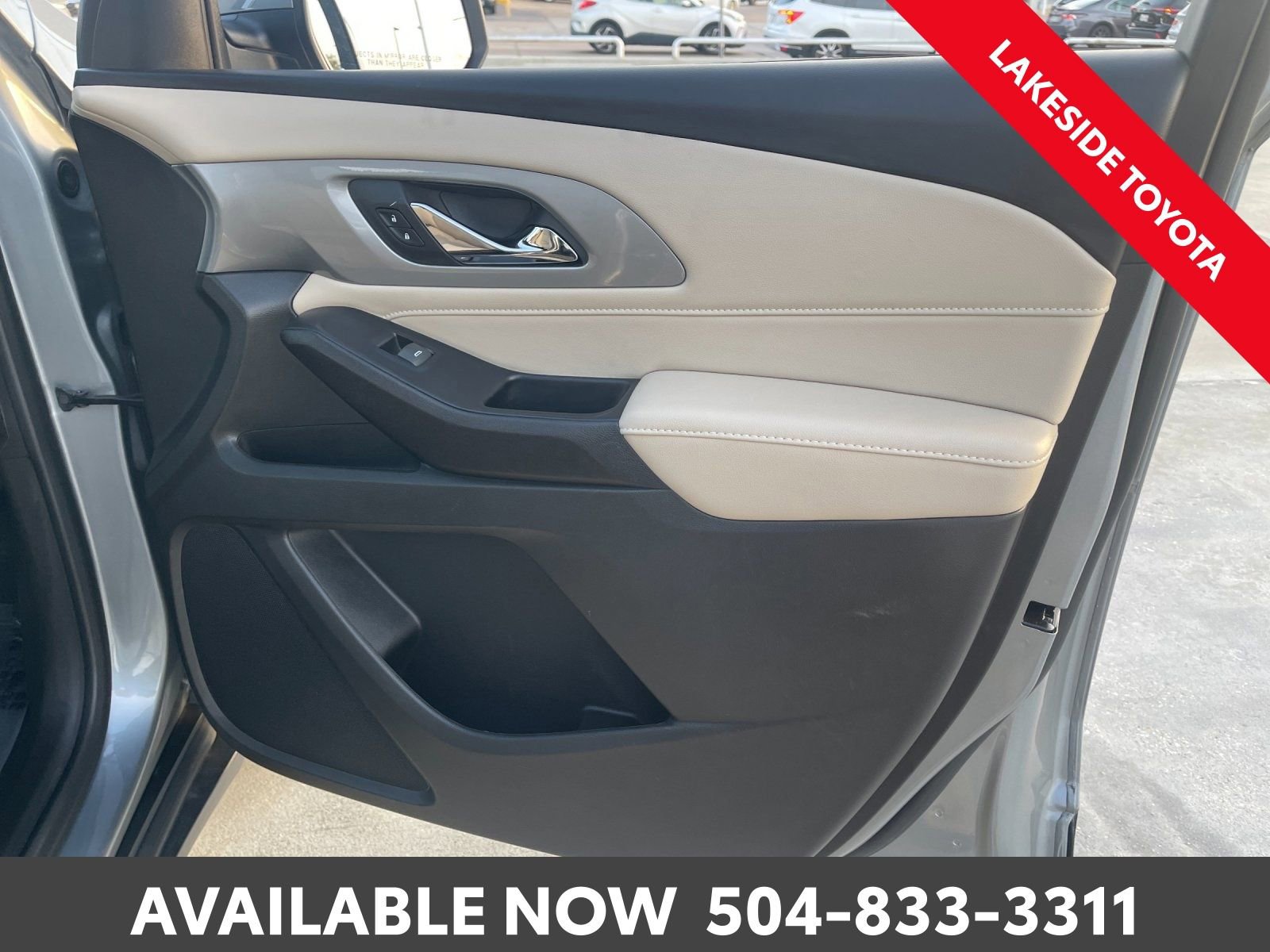 Used 2023 Chevrolet Traverse LS w/ Safety Package image 17