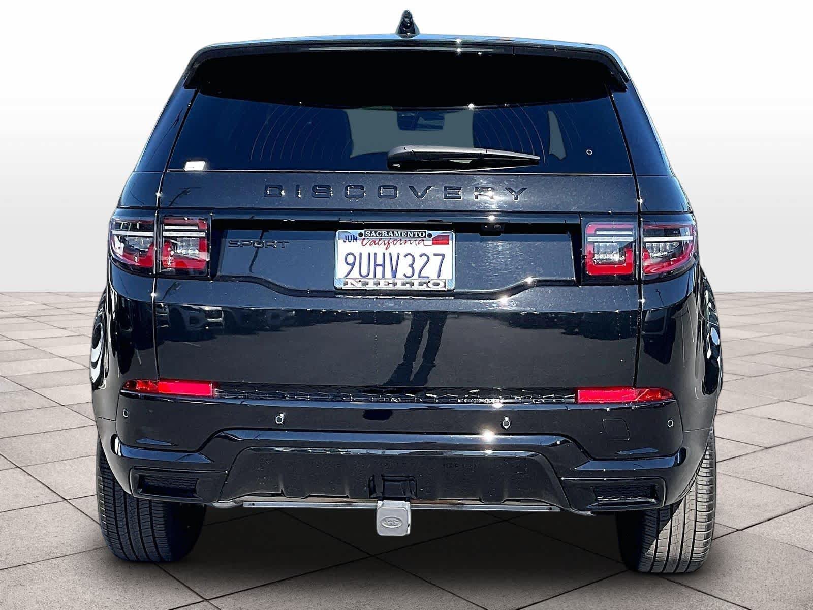 Used 2025 Land Rover Discovery Sport Dynamic SE AWD/4WD image 6