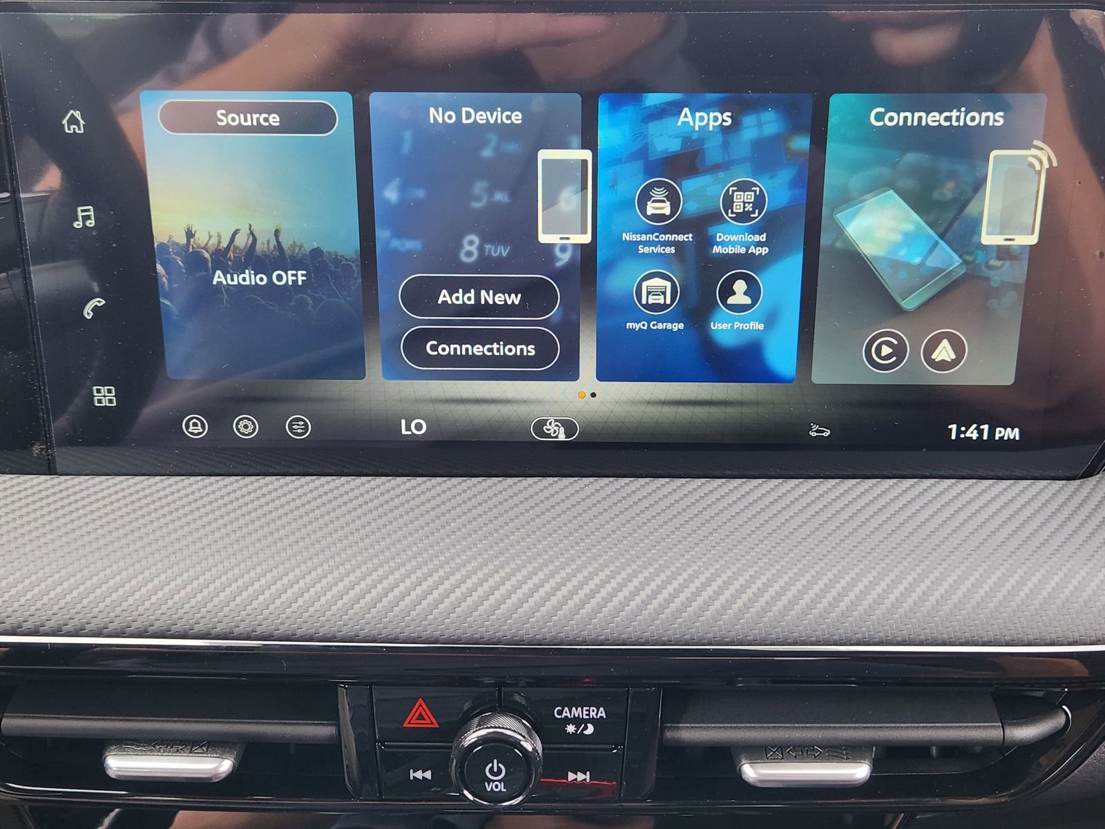 New 2026 Nissan Kicks SR image 17