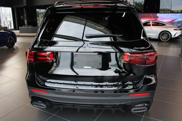 New 2024 Mercedes-Benz GLB 250 4MATIC image 24