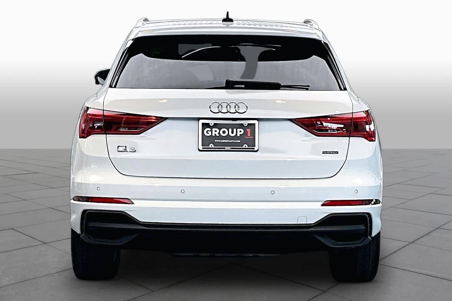 Used 2024 Audi Q3 2.0T Premium w/ Convenience Package AWD/4WD image 5