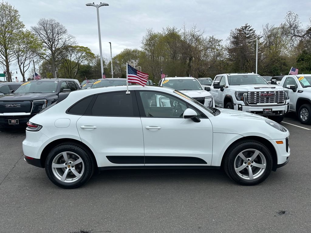 Used 2019 Porsche Macan AWD/4WD image 4