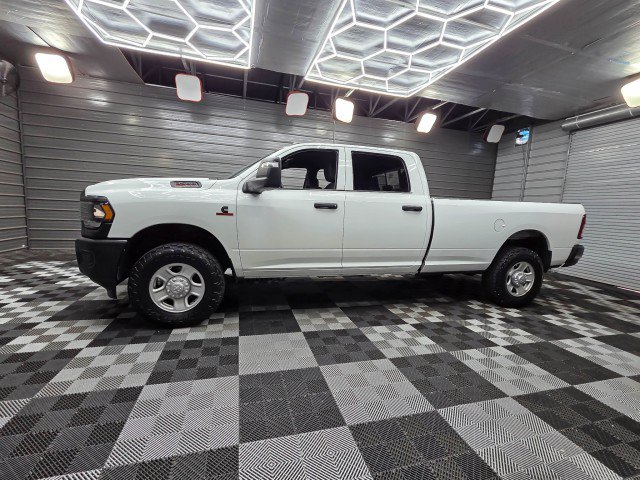 Used 2023 RAM 3500 Tradesman AWD/4WD image 9