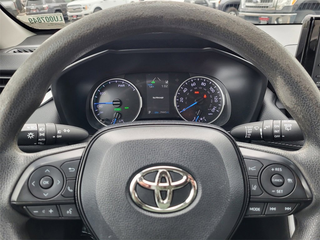 Used 2020 Toyota RAV4 XLE image 10