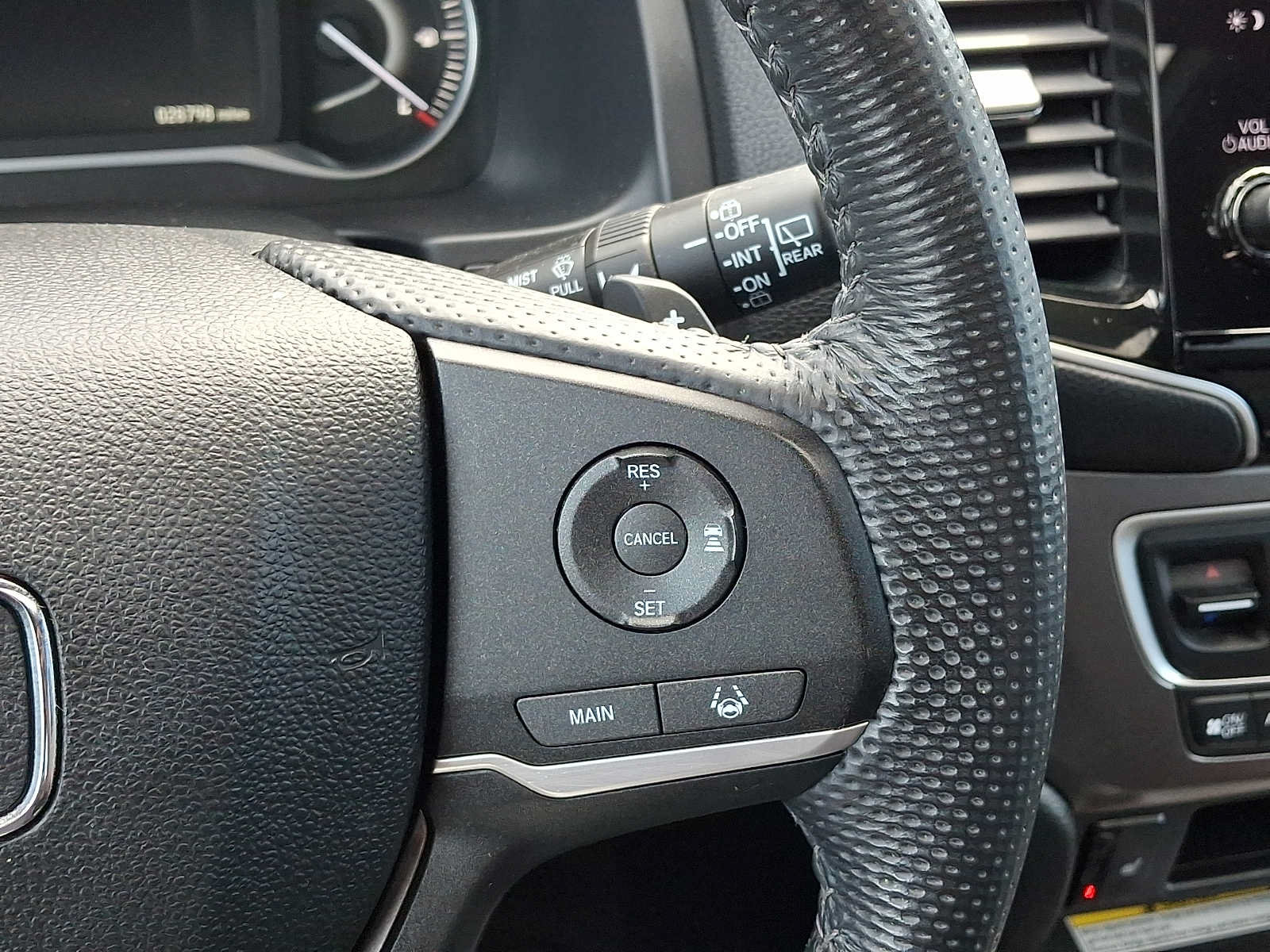 Used 2023 Honda Passport EX-L image 23