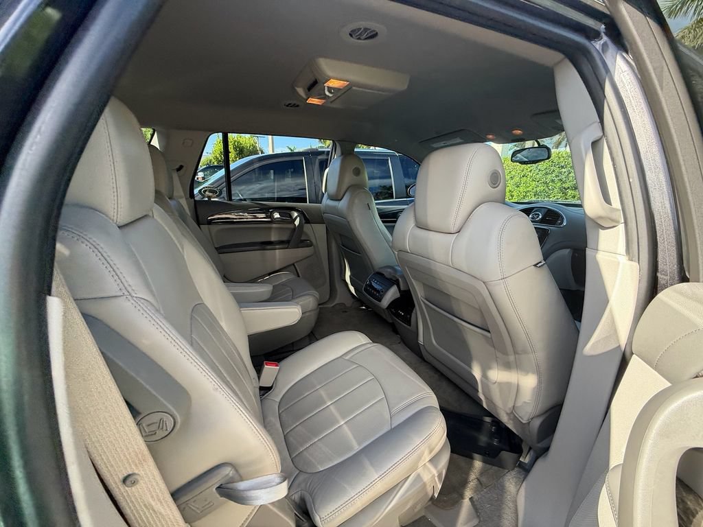 Used 2013 Buick Enclave Leather w/ Trailering Provision Package FWD image 5