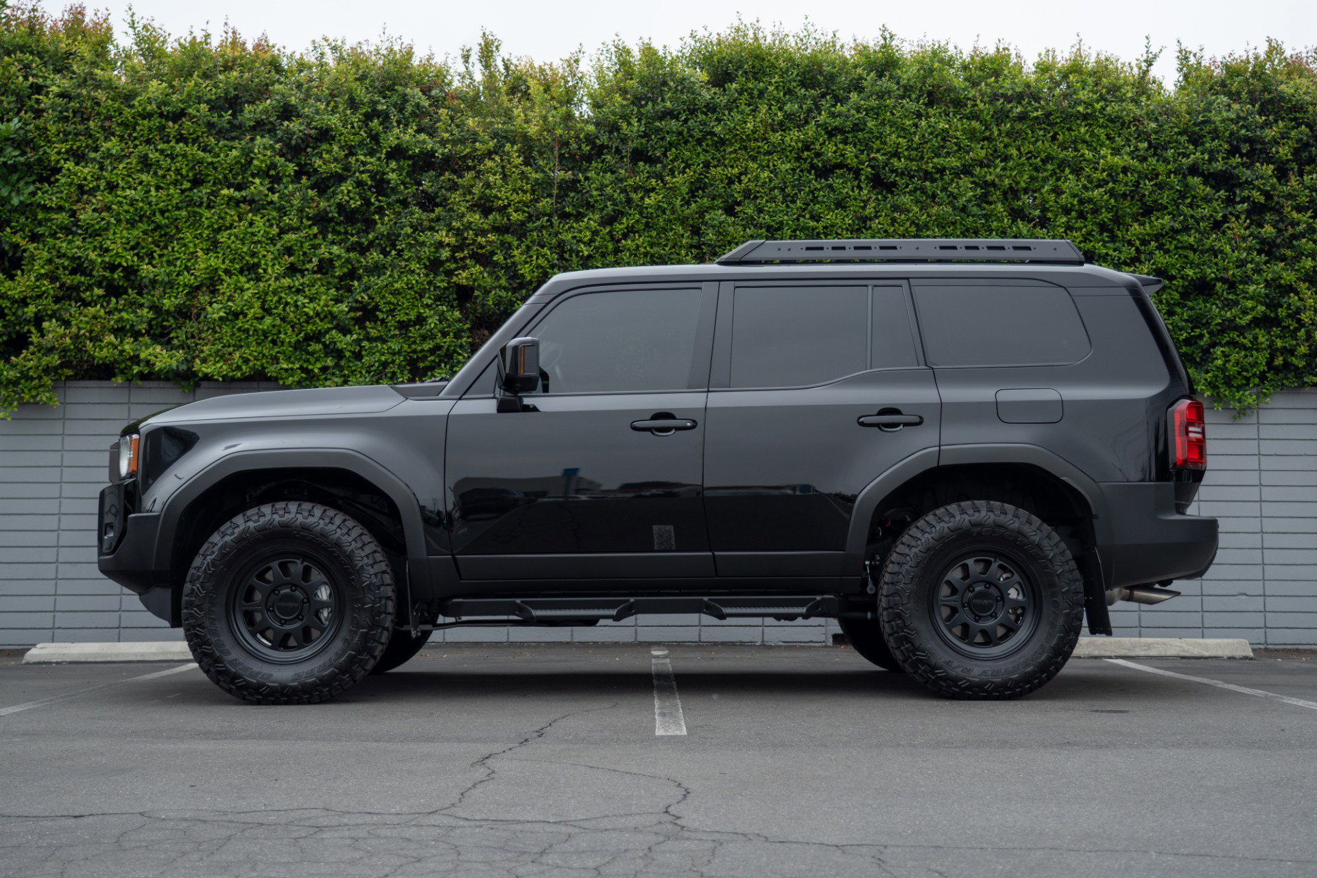 Used 2024 Toyota Land Cruiser image 8