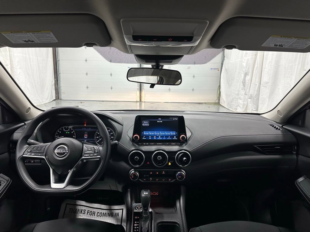 Used 2025 Nissan Sentra SV image 37