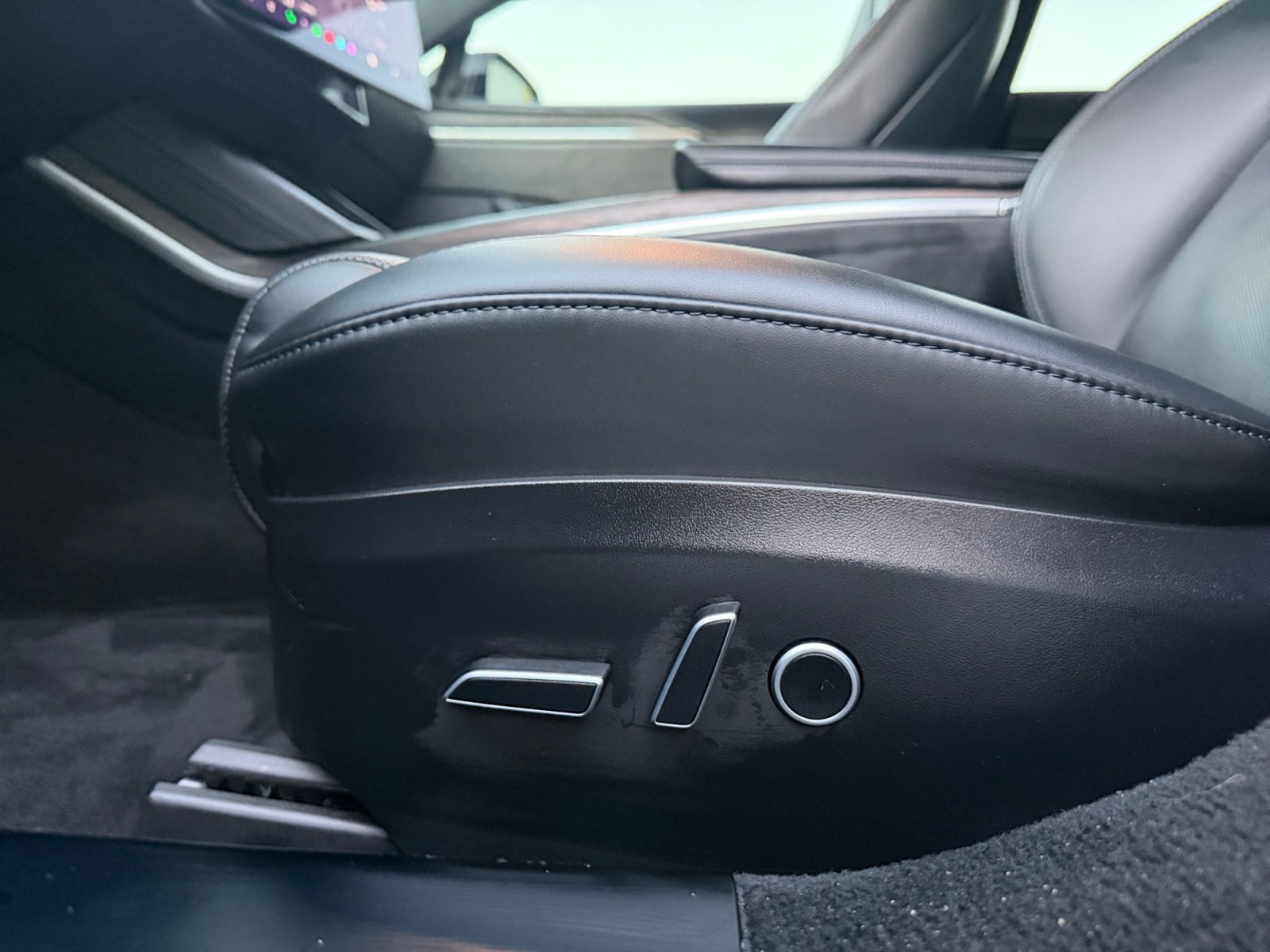 Used 2022 Tesla Model S image 29