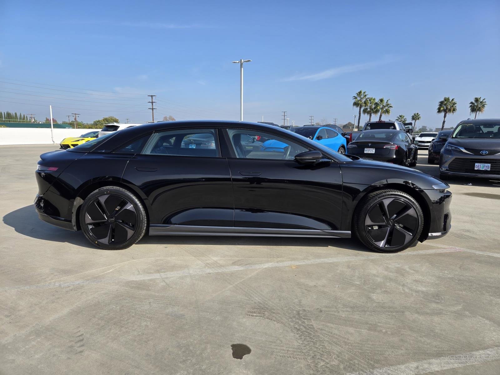 Used 2024 Lucid Air Pure image 2