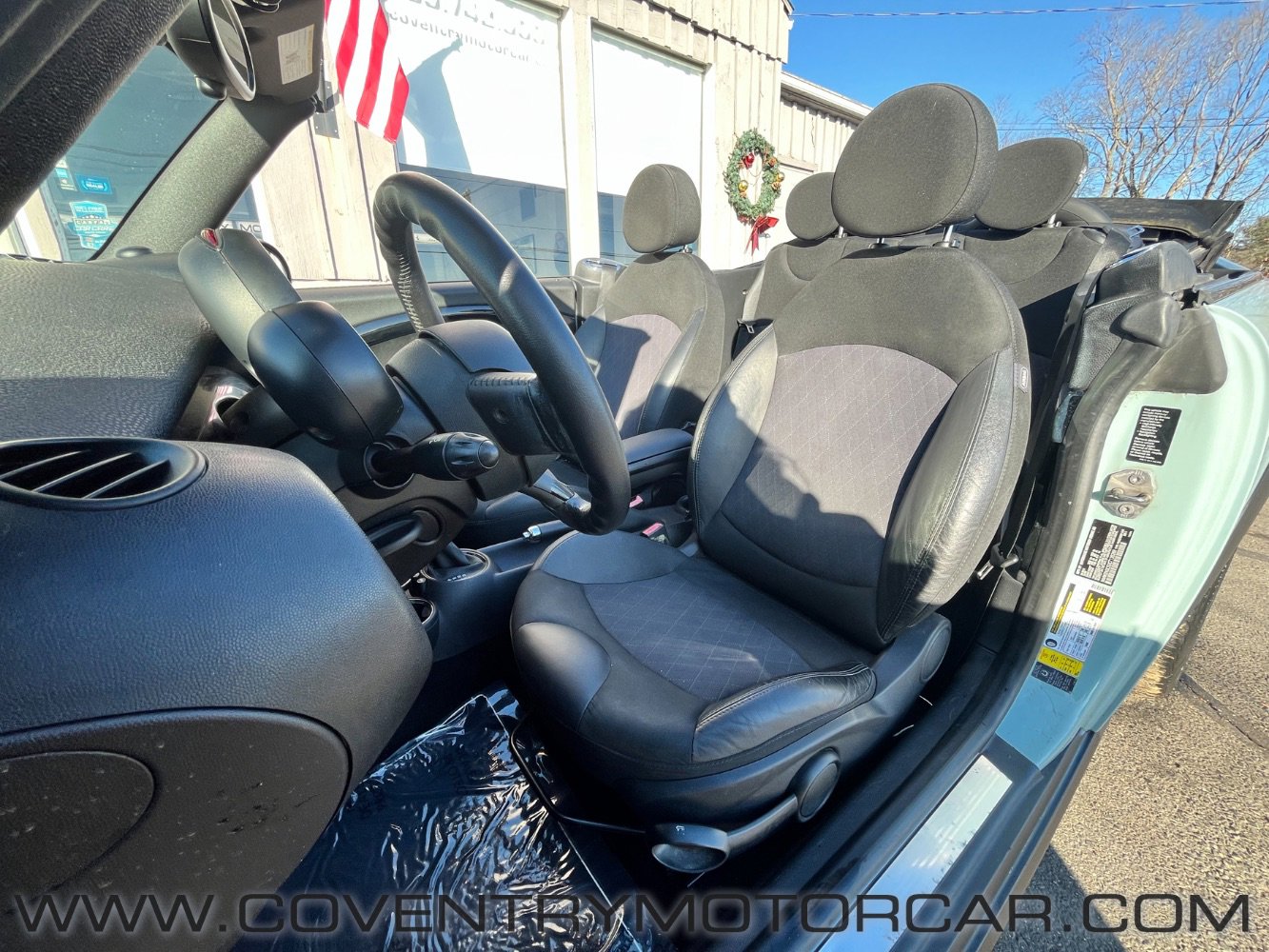 Used 2012 MINI Cooper Convertible image 27