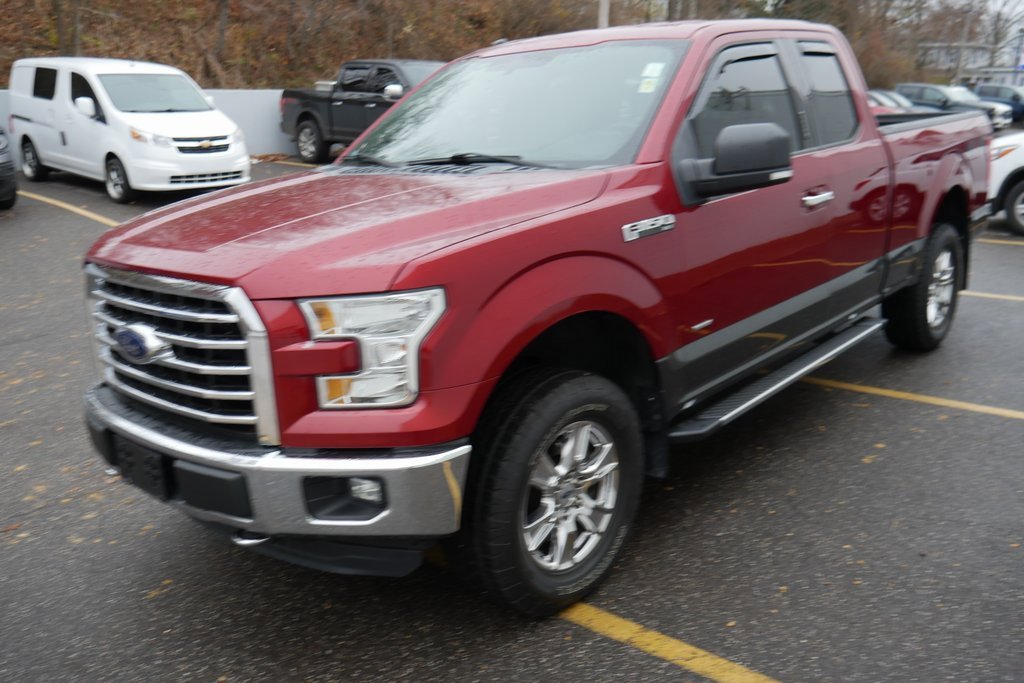 Used 2016 Ford F150 XLT w/ Equipment Group 302A Luxury image 4