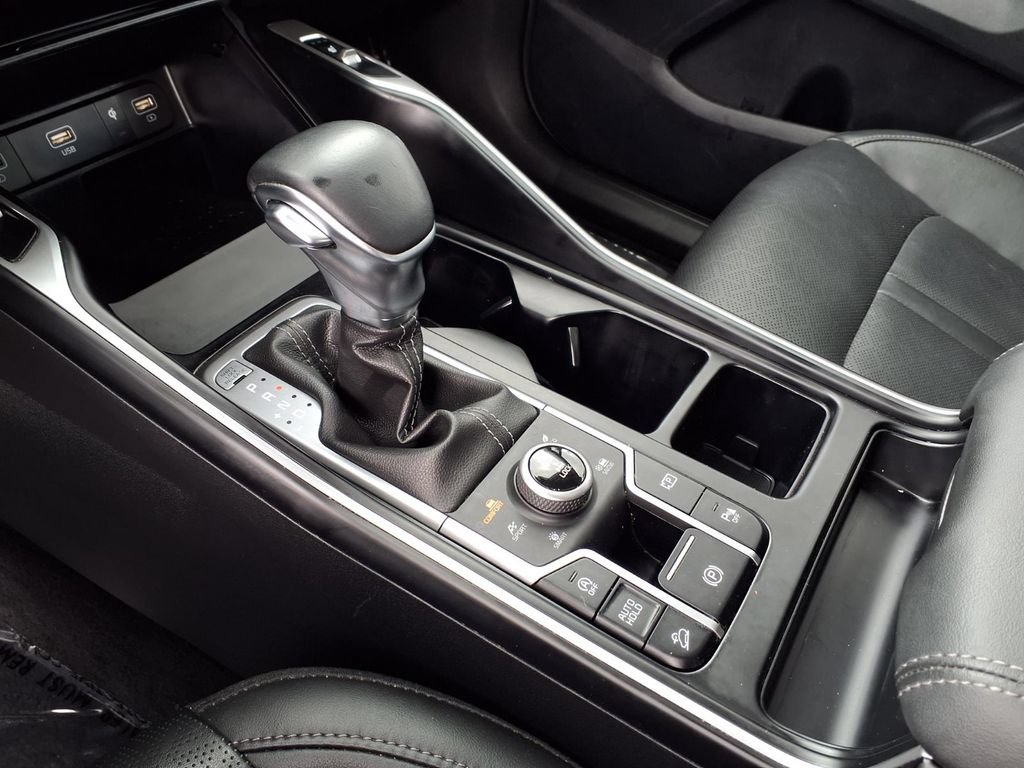 Certified 2023 Kia Sorento X-Line EX AWD/4WD image 20