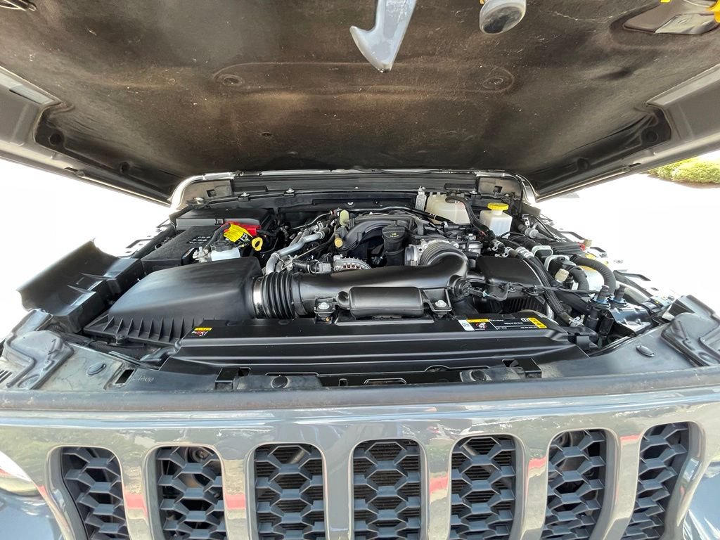 Used 2023 Jeep Gladiator Sport AWD/4WD image 31
