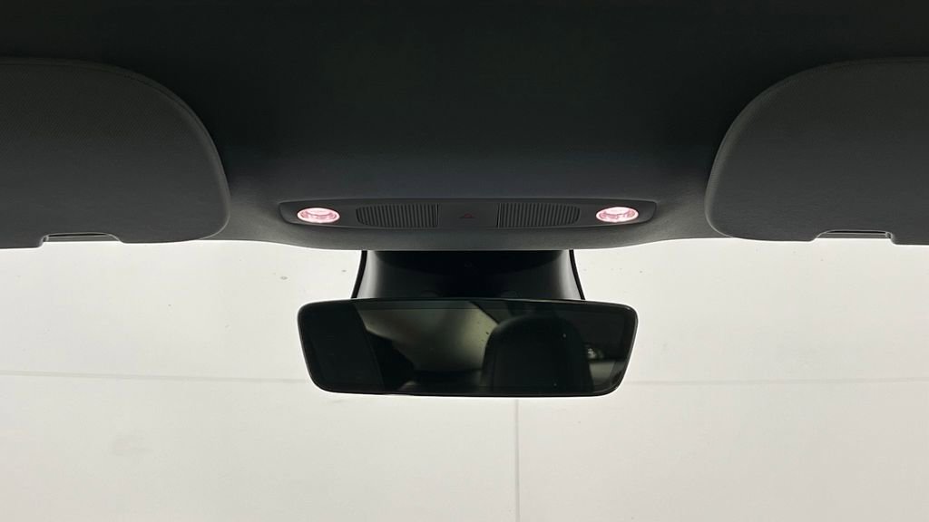 Used 2022 Tesla Model 3 Long Range image 18