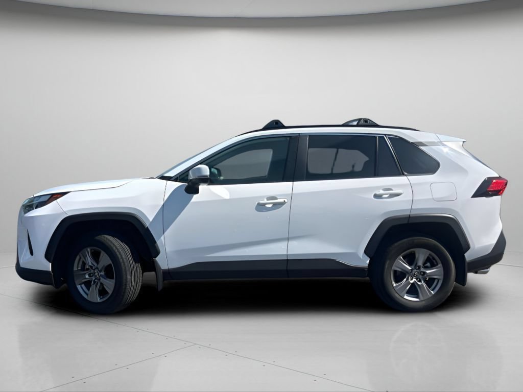 Used 2024 Toyota RAV4 XLE AWD/4WD image 15