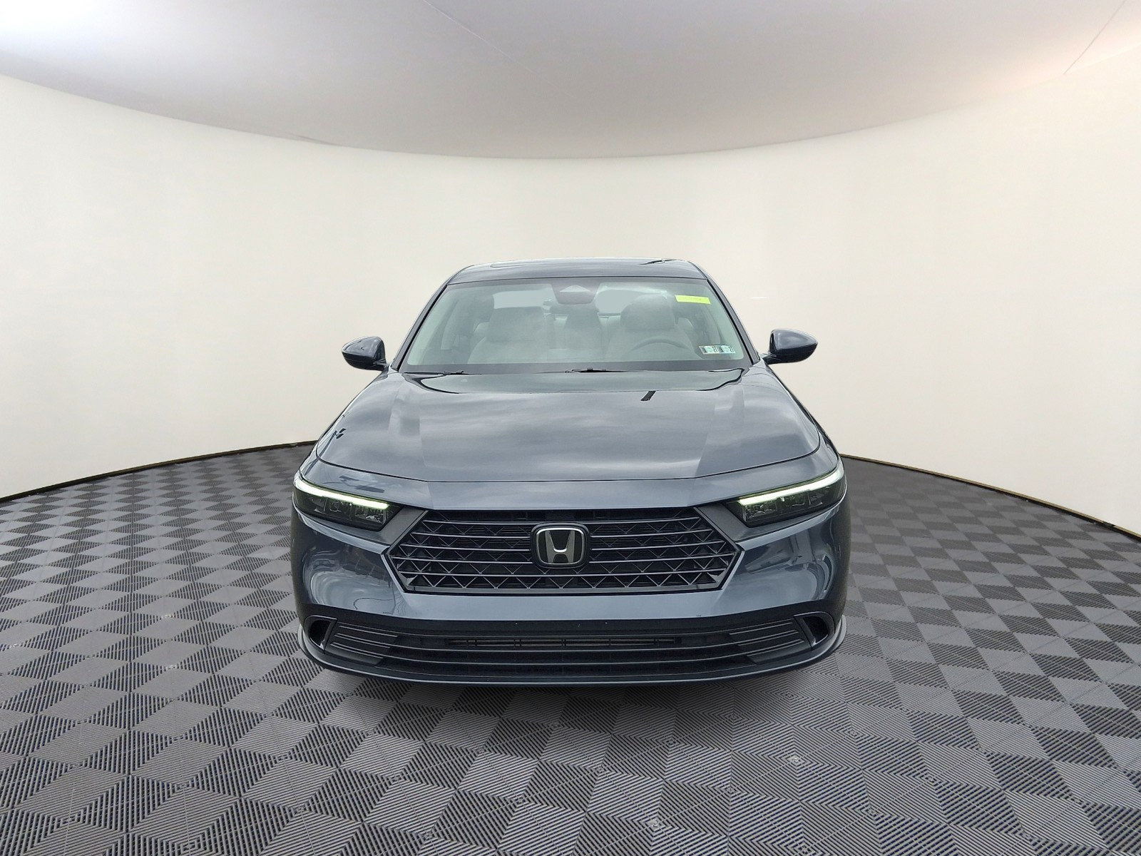 Used 2023 Honda Accord EX image 2