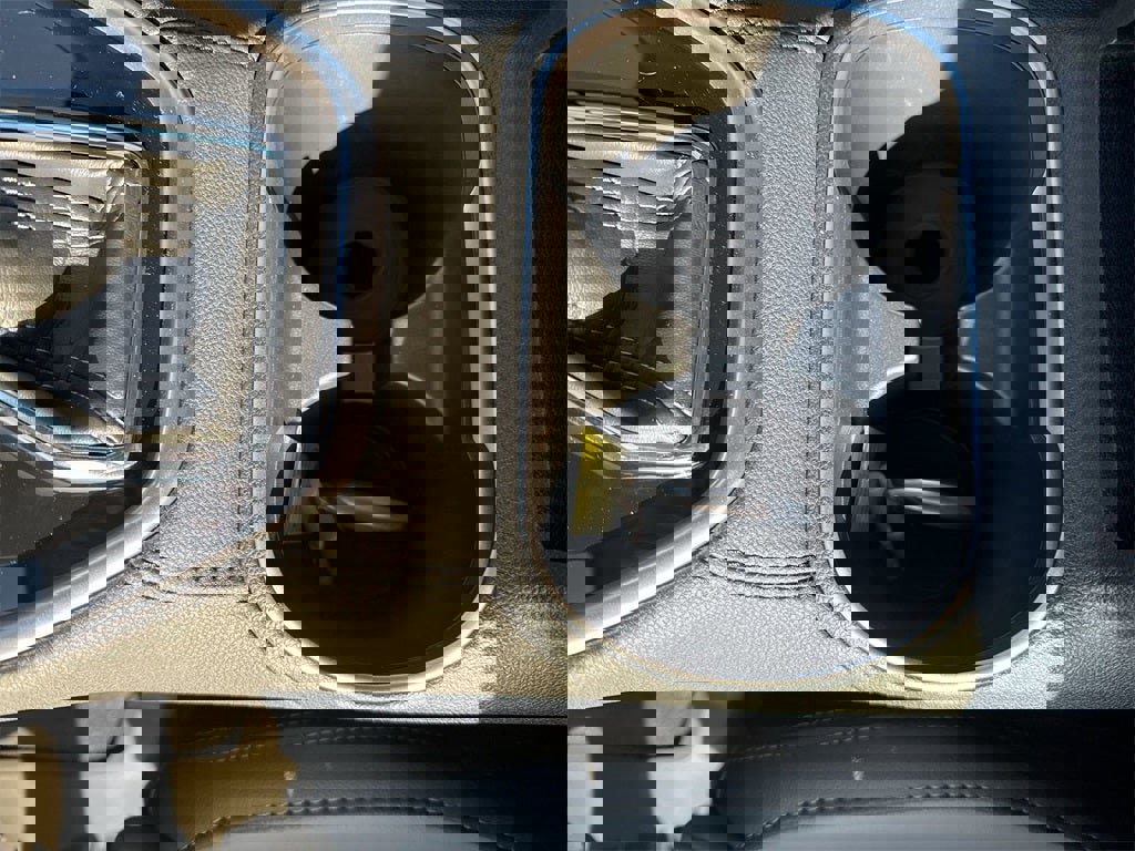 New 2025 Subaru Outback Limited image 38