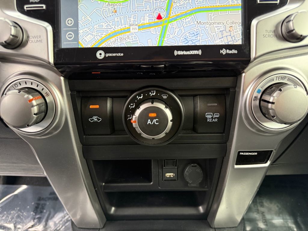 Used 2023 Toyota 4Runner TRD Sport w/ Technology Package AWD/4WD image 17