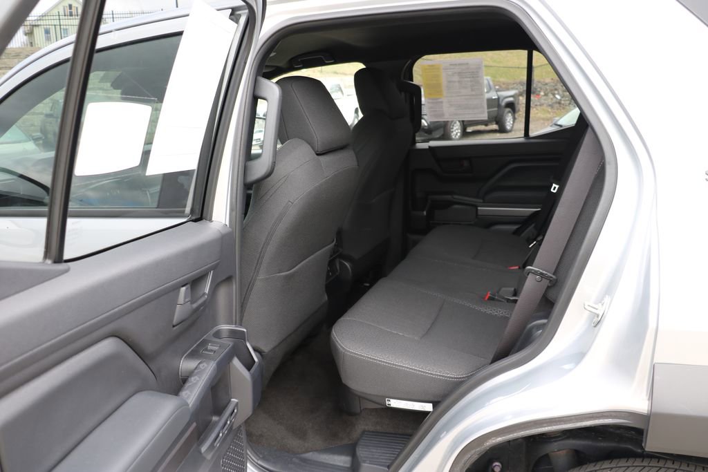 Used 2025 Toyota 4Runner SR5 AWD/4WD image 24