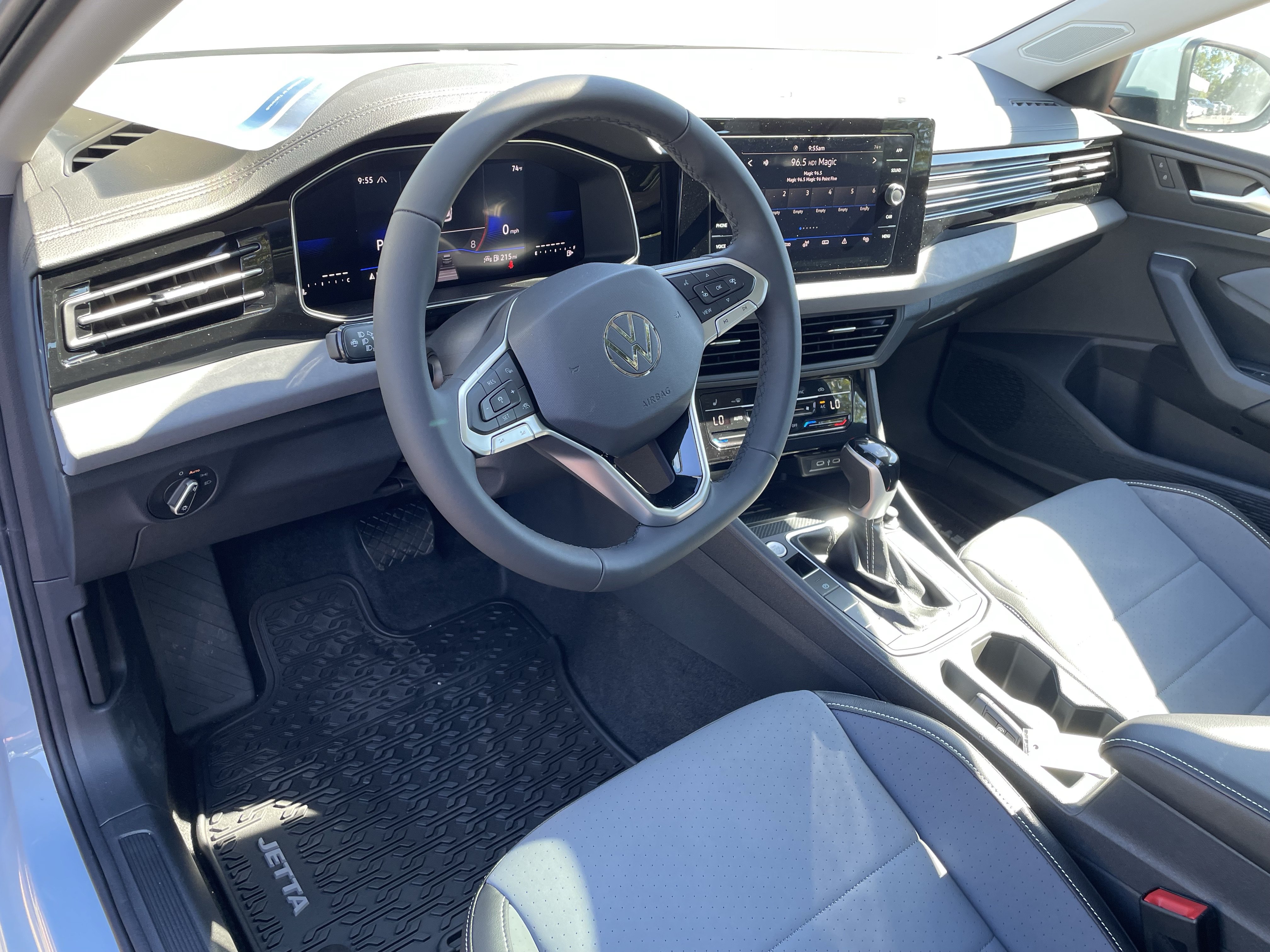 New 2026 Volkswagen Jetta SE FWD image 15