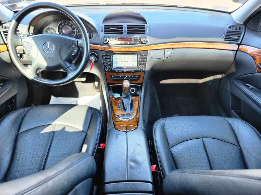 Used 2004 Mercedes-Benz E 500 4MATIC Sedan image 12