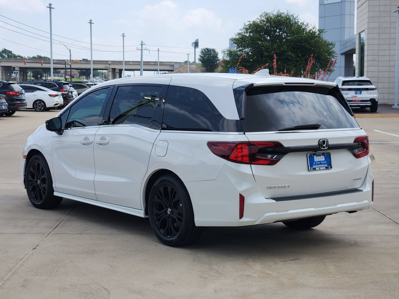 Used 2025 Honda Odyssey Sport-L image 7