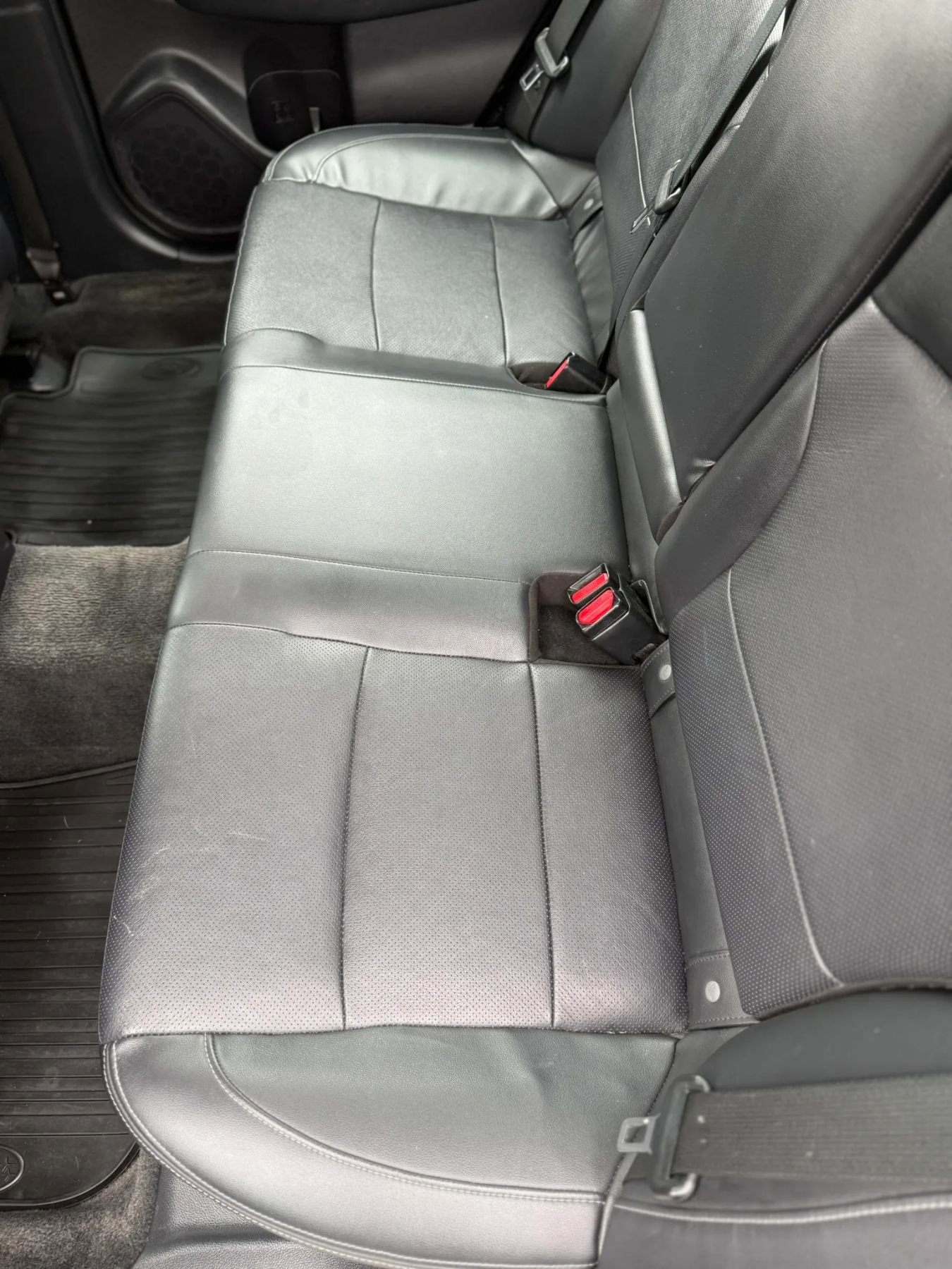 Used 2015 Subaru Legacy 2.5i Limited image 25