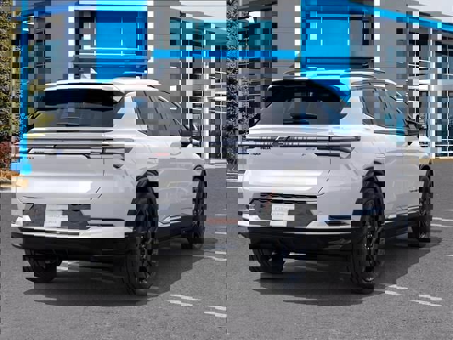 New 2025 Chevrolet Equinox EV RS w/ Convenience Package II image 4