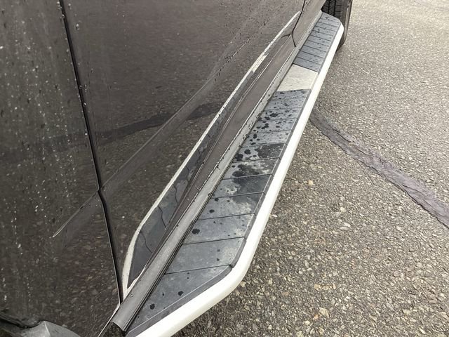 Used 2018 RAM 2500 SLT w/ Snow Chief Group image 17