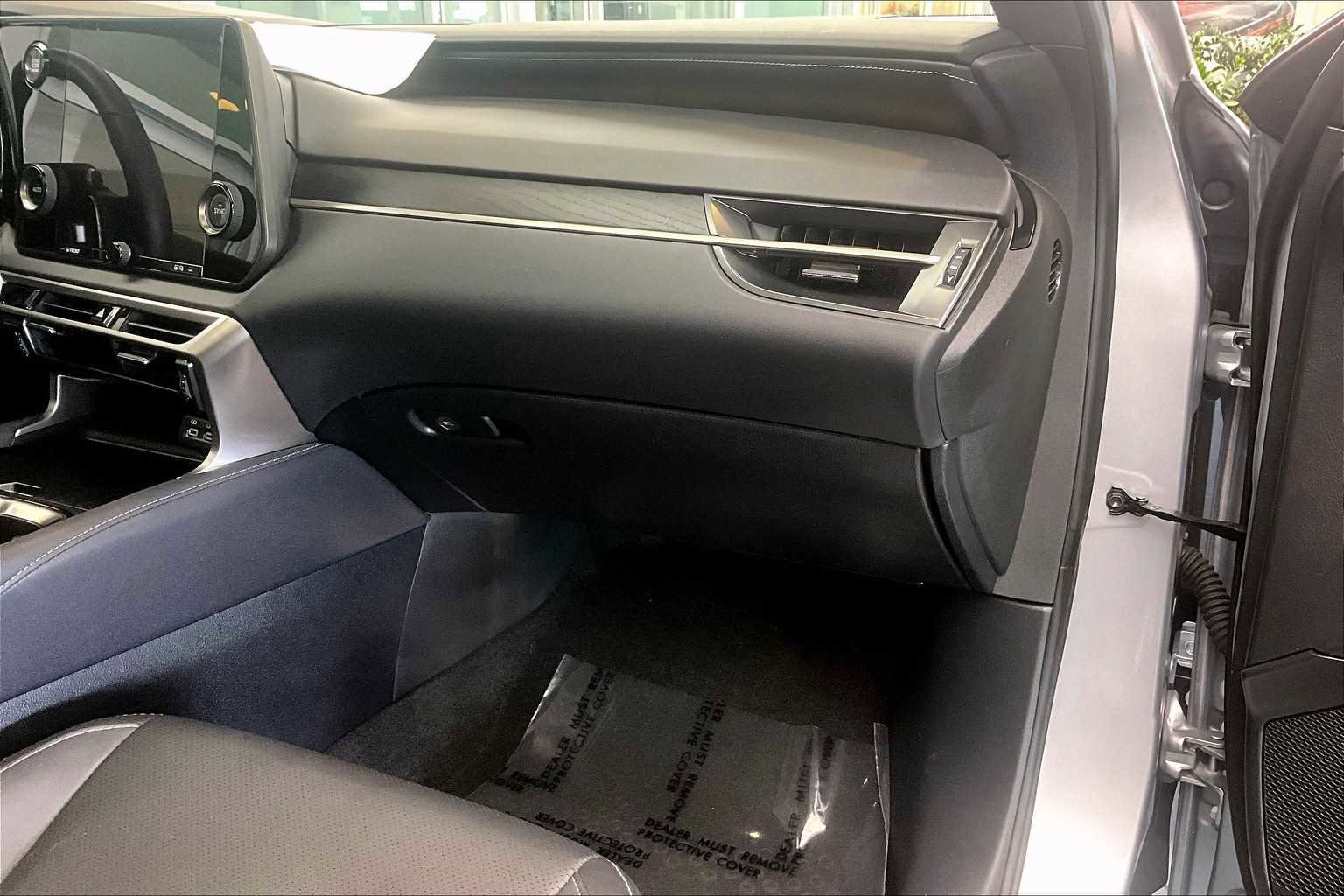 Used 2023 Lexus RX 350 Premium w/ Accessory Package (Z1) image 35