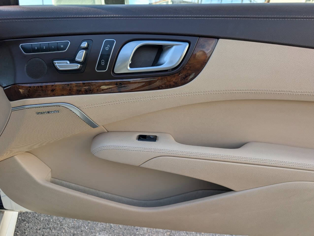 Used 2019 Mercedes-Benz SL 550 image 29
