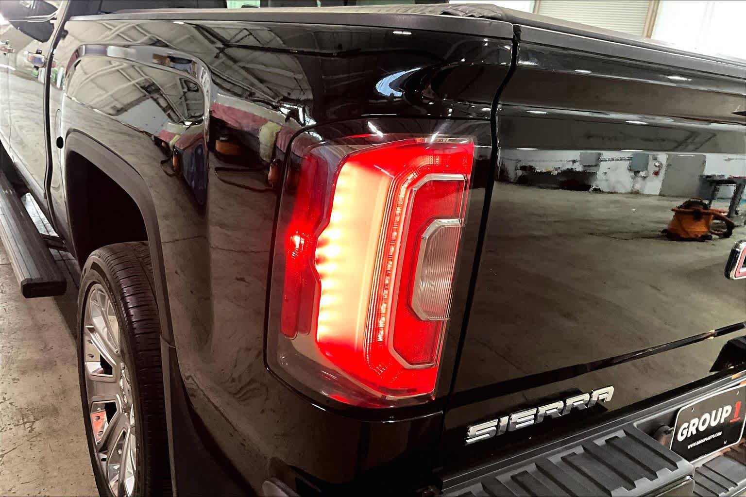 Used 2018 GMC Sierra 1500 Denali w/ Denali Ultimate Package image 28